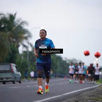Runner Photo 4445273