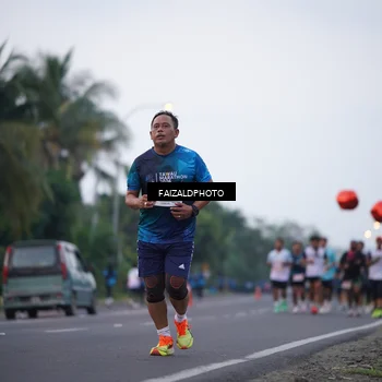 Runner Photo 4445293