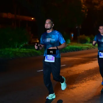 Runner Photo 4445355