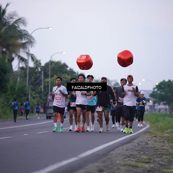 Runner Photo 4445374