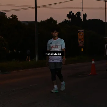Runner Photo 4445480