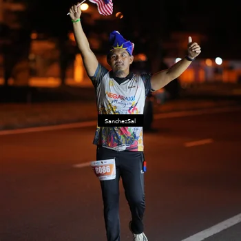 Runner Photo 4445599