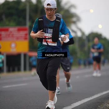 Runner Photo 4445641