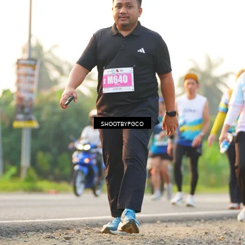 Runner Photo 4445694