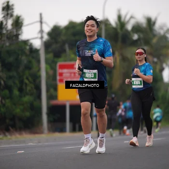 Runner Photo 4445731