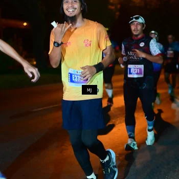 Runner Photo 4445808