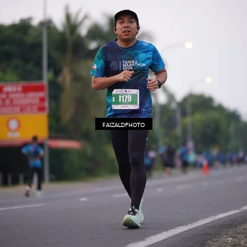 Runner Photo 4445862