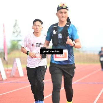 Runner Photo 4445867
