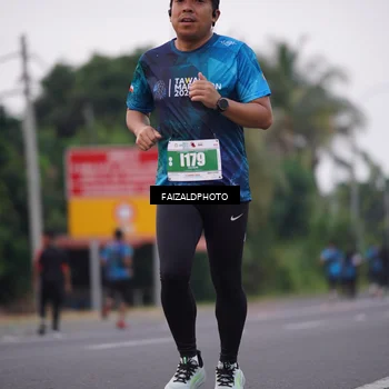 Runner Photo 4445959