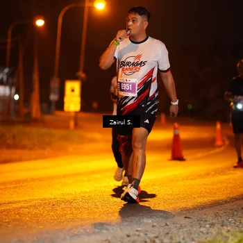 Runner Photo 4446024