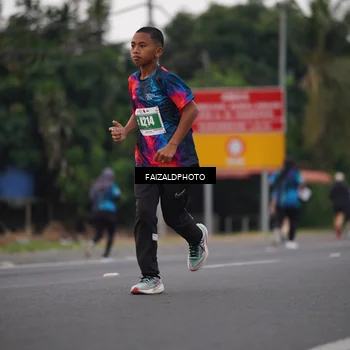 Runner Photo 4446048