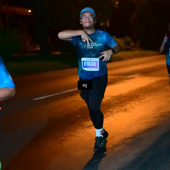 Runner Photo 4446111