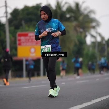 Runner Photo 4446114