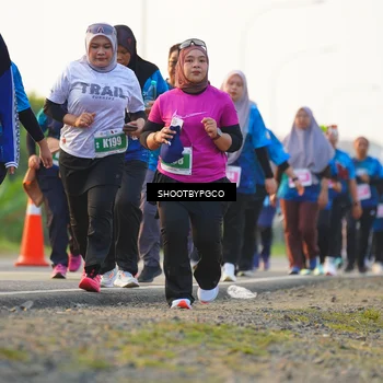 Runner Photo 4446116