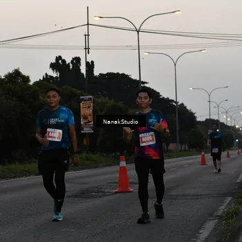 Runner Photo 4446140