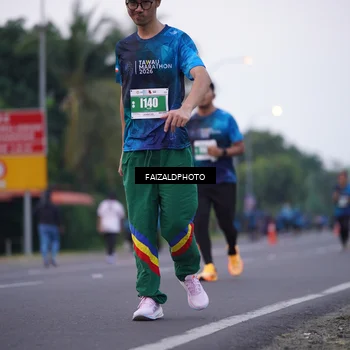 Runner Photo 4446158