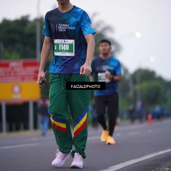 Runner Photo 4446192