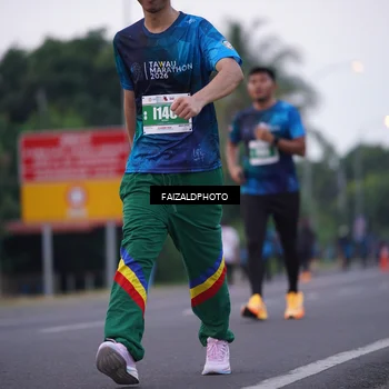 Runner Photo 4446197