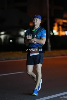 Runner Photo 4446272