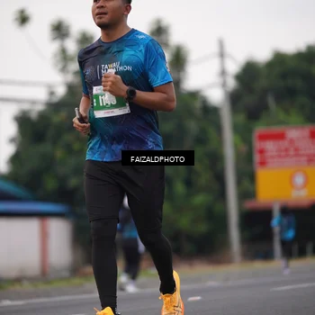 Runner Photo 4446299