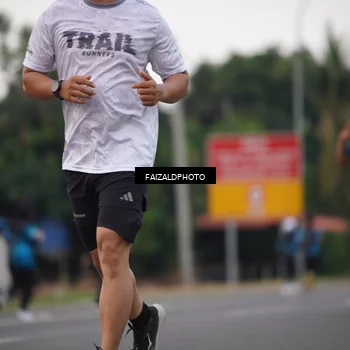 Runner Photo 4446300