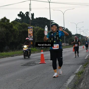 Runner Photo 4446360