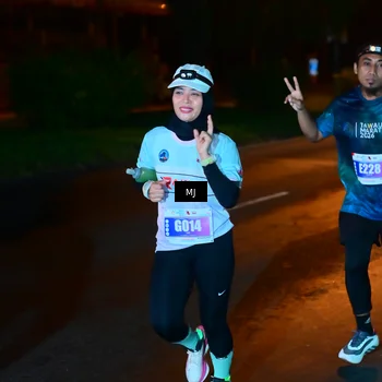 Runner Photo 4446385