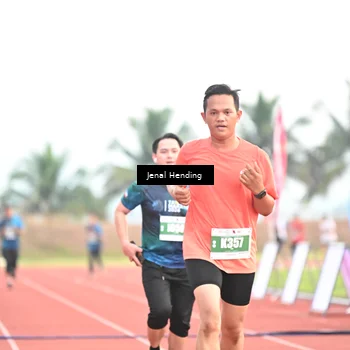 Runner Photo 4446401