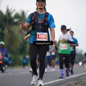 Runner Photo 4446490