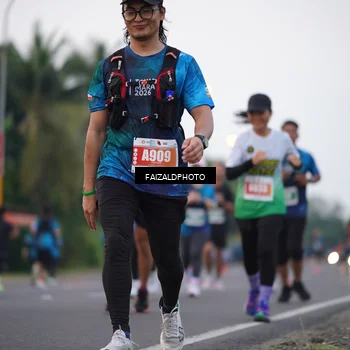 Runner Photo 4446493
