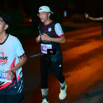 Runner Photo 4446543