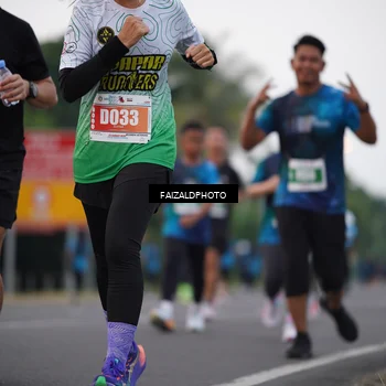 Runner Photo 4446557