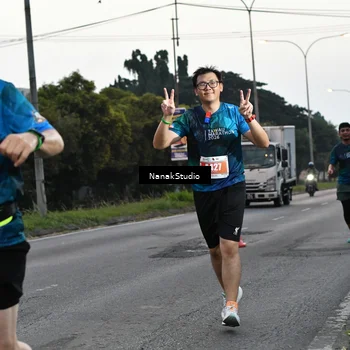 Runner Photo 4446593