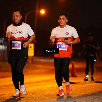 Runner Photo 4446596