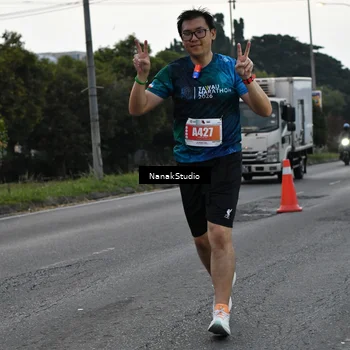 Runner Photo 4446624