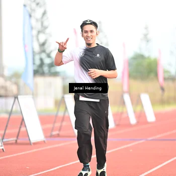 Runner Photo 4446630