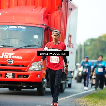 Runner Photo 4446635