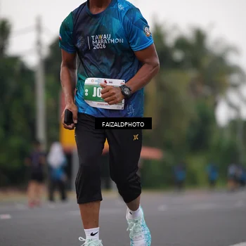 Runner Photo 4446698