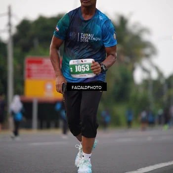 Runner Photo 4446702