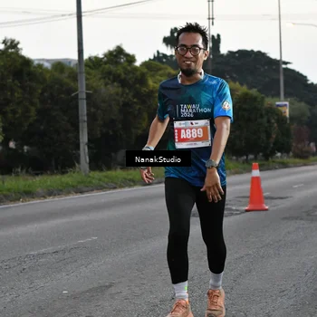 Runner Photo 4446720
