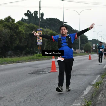 Runner Photo 4446755