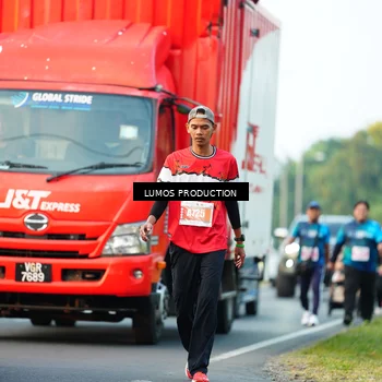 Runner Photo 4446759