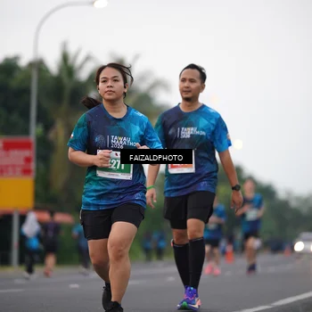 Runner Photo 4446760