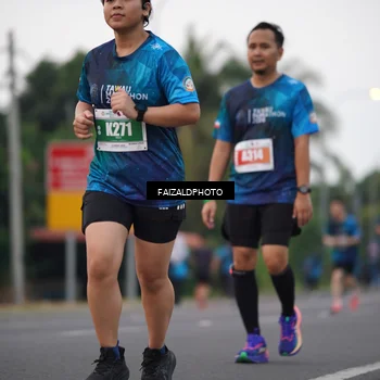 Runner Photo 4446763