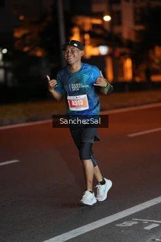 Runner Photo 4446773