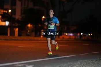 Runner Photo 4446809