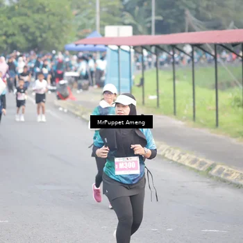 Runner Photo 4446899