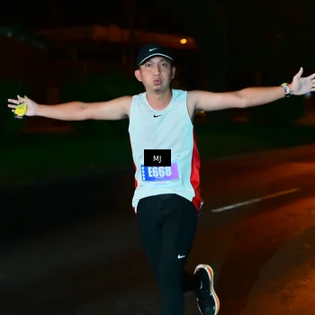 Runner Photo 4446900