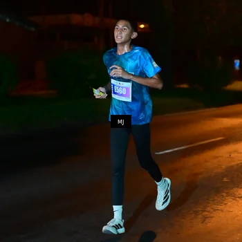 Runner Photo 4446973