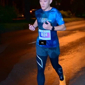 Runner Photo 4447098